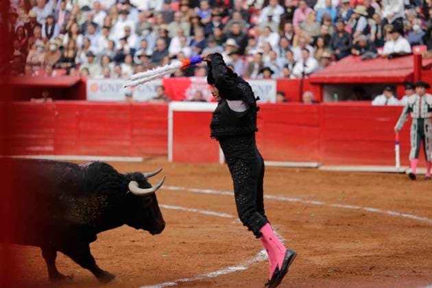January 28, 2024, Mexico City, Mexico City, Mexico: Bullfighter during a bullfight in the Monumental Plaza de Toros, following the re-opening of the bullring after almost two years without bullfighting activities. Mexico City Mexico - ZUMAs310 20240128_zip_s310_007 Copyright: xLuisxExSalgadox
