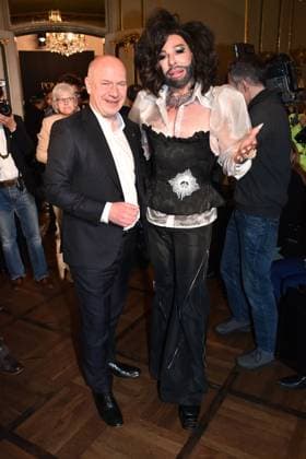 Harald Gloeoeckler with Berlins mayor Kai Wegner at his Gloeoeckler Iconic Couture 30th anniversary fashion show on 2 February 2024 in Berlin Harald Gloeoecklers 30th anniversary fashion show event in Berlin
