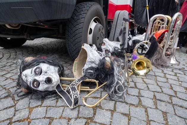 Schwaebisch Gmuend Guggenfestival 2024 Schwaebisch Gmuend 39 Guggenmusikfestival Schwaebisch Gmuend, Ostalbkreis 21 bands from the DACH region and one from Great Britain competed against each other with the weird carnival music Details on the sidelines of the performances Copyright: xEibner-Pressefoto deondox EP_WST