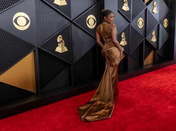 Victoria Monet attends the 66th GRAMMY Awards at Crypto.com Arena on February 04, 2024 in Los Angeles, California. Armando Arorizo !ACHTUNG: NUR REDAKTIONELLE NUTZUNG!  Copyright: xArmandoxArorizox AME6041 20240205-55012842231_1