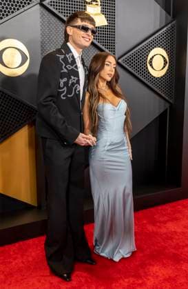 Peso Pluma and Nicky Nicole attends the 66th GRAMMY Awards at Crypto.com Arena on February 04, 2024 in Los Angeles, California Armando Arorizo !ACHTUNG: NUR REDAKTIONELLE NUTZUNG!  Copyright: xArmandoxArorizox AME6051 20240205-55012842376_1