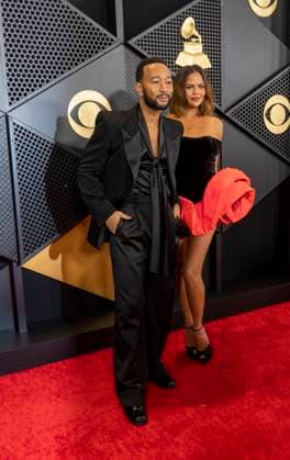 John Legend and Chrissy Teigen attend the 66th GRAMMY Awards at Crypto.com Arena on February 04, 2024 in Los Angeles, California Armando Arorizo !ACHTUNG: NUR REDAKTIONELLE NUTZUNG!  Copyright: xArmandoxArorizox AME6084 20240205-55012842493_1