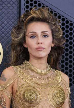 February 4, 2024, Los Angeles, California, USA: Miley Cyrus on the red carpet at the 66th Grammy Awards held at Crypto.com Arena in Los Angeles, California on Sunday February 4, 2024. JAVIER ROJAS PI Los Angeles U.S - ZUMAp124 20240204_zaa_p124_050 Copyright: xJavierxRojasx