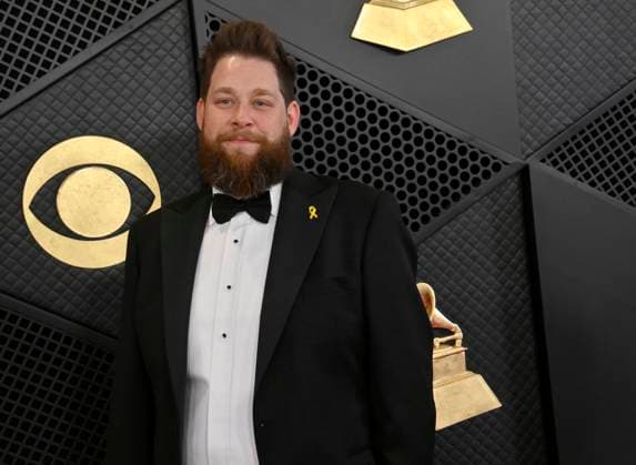 Joe Pearlman attends the 66th annual Grammy Awards at the Crypto.com Arena in Los Angeles on Sunday, February 4, 2024.  LAP20240204195 JIMxRUYMEN