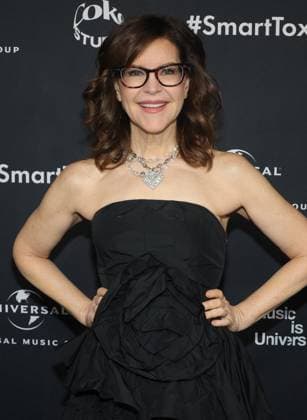 Universal Grammy After Party - LA Lisa Loeb, At The Universal Music Group s GRAMMY After Party at NYA Studios West in Los Angeles, CA, USA on February 4 2024. Photo by Fati S ABACAPRESS.COM Los Angeles CA United States  Copyright: xFatixSadou ABACAPRESS.COMx