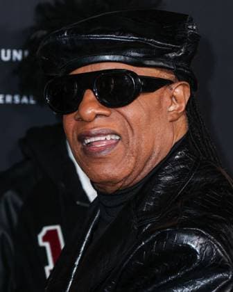 Universal Grammy After Party - LA Stevie Wonder arrives at Universal Music Group s 2024 66th GRAMMY Awards After Party held at nya studios WEST on February 4, 2024 in Hollywood, Los Angeles, California, United States. Photo by Xavier Collin Image Press Agency ABACAPRESS.COM Los Angeles California United States  Copyright: xCollinxXavier ImagexPressxAgencyxABACAx