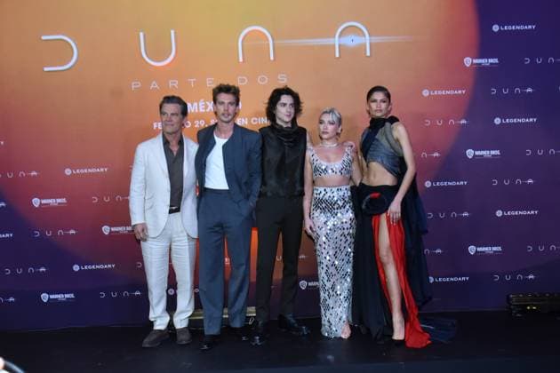 February 5, 2024, Mexico City, Ciudad de Mexico, Mexico: February 05, 2024, Mexico City, Mexico: (L-R) Josh Brolin, Austin Butler, Timotho e Chalame, Florence Pugh and Zendaya attend the Photocall from Dune: Part Two at Mexico City Four Season Hotel. on February 5, 2024. In Mexico City, Mexico. Mexico City Mexico - ZUMAe321 20240205_zea_e321_190 Copyright: xCarlosxTischler xEyepixxGroupx