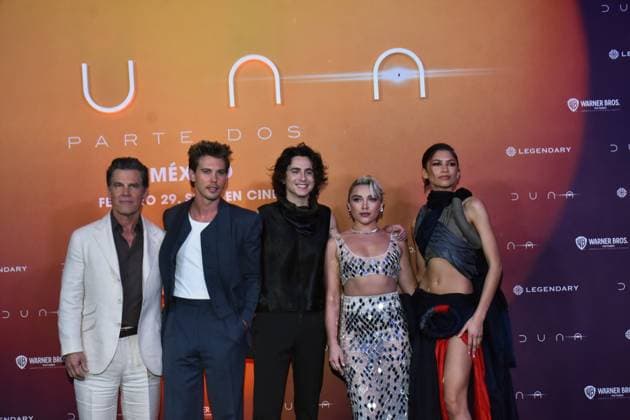 February 5, 2024, Mexico City, Ciudad de Mexico, Mexico: February 05, 2024, Mexico City, Mexico: (L-R) Josh Brolin, Austin Butler, Timotho e Chalame, Florence Pugh and Zendaya attend the Photocall from Dune: Part Two at Mexico City Four Season Hotel. on February 5, 2024. In Mexico City, Mexico. Mexico City Mexico - ZUMAe321 20240205_zea_e321_222 Copyright: xCarlosxTischler xEyepixxGroupx