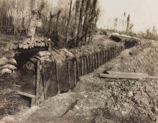 Album of the First World War in Friuli-Venezia Giulia: trenches in Medea, 05 1916 (b w photo) 1250540 Album of the First World War in Friuli-Venezia Giulia: trenches in Medea, 05 1916 (b w photo) by Unknown photographer, (20th century); (add.info.: Unidentified Author Medea, Gorizia, Italy); Fratelli Alinari Museum Collections, Florence, Italy. Copyright: xFratellixAlinarixMuseumxCollections,xFlorence,xItalyx xBridgemanxImagesx 1250540