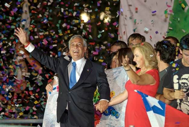 February 5, 2024: Former two-time Chilean President Sebastian Pinera died in a helicopter crash, the government said Tuesday afternoon. FILE IMAGE SHOT ON: December 13, 2009, Santiago, Santiago, Chile: Chilean presidential elections. SEBASTIAN PINERA and wife CECILAI MOREL greeting supporters in a meeting held in the capital Santiago. Santiago Chile - ZUMAa202 20091213_zip_a202_002 Copyright: xFranciscoxAriasx