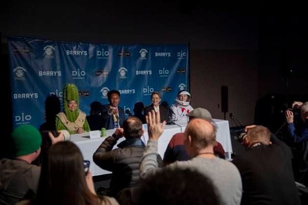 US actress Annette Bening, joined by Harvard students, takes questions during a press conference, following a roast in her honor, as she is named the Harvard University s Hasty Pudding Theatricals 2024 Woman of the Year in Cambridge, MA on Tuesday, February 06, 2024.  BOS20240206044 AmandaxSabga