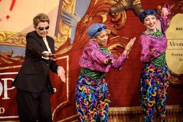 February 6, 2024, Cambridge, Massachusetts, USA: Actress Annette Bening dances with Ã¢â‚¬oesynchronized swimmersÃ¢â‚¬Â at the festivities for the 2024 Woman of the Year Award presented by Harvard UniversityÃ¢â‚¬â ¢s Hasty Pudding Theatricals to Bening in Cambridge, Massachusetts on Tuesday, Feb. 6, 2024. Bening was named the 57th Woman of the Year following an Academy Award nomination, her 5th nomination in her career, for her role in the 2023 film Ã¢â‚¬oeNyad. Cambridge USA - ZUMAb251 20240206_znp_b251_005 Copyright: xAndrewxBurke-Stevensonx