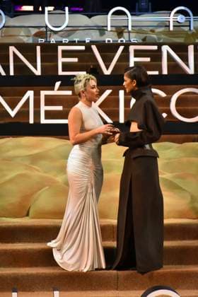 Fan Event For The Film Dune: Part Two February 6, 2024, Mexico City, Mexico: Actresses Florence Pugh and Zendaya attend the red carpet of the Fan Event for the film Dune: Part Two at Auditorio Nacional. on February 6, 2024 in Mexico City. (Photo by Carlos Tischler Eyepix Group) Copyright: xCarlosxTischler xEyepixxGroupx CT_06022024_111078