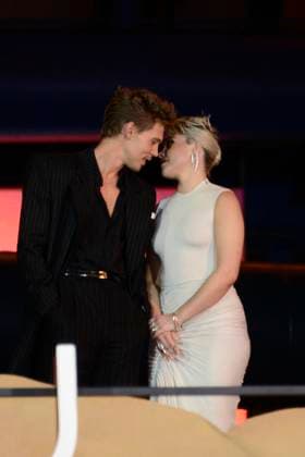 Dune Fan Event - Mexico City Florence Pugh and Austin Butler attend the red carpet of the Fan Event for the film Dune: Part Two at Auditorio Nacional on February 6, 2024 in Mexico City, Mexico. Photo by Carlos Tischler Eyepix Group ABACAPRESS.COM Mexico City Mexico  Copyright: xTischlerxCarlos Eyepix ABACAx