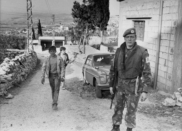 A Finnish Soldier of The Uno in Gelawyah (South of Lebanon), He S Got at The Belt A Finnish Knife, December 1982 (b w photo) 1658329 A Finnish Soldier of The Uno in Gelawyah (South of Lebanon), He S Got at The Belt A Finnish Knife, December 1982 (b w photo); (add.info.: A finnish soldier of the UNO in Gelawyah (south of Lebanon), he s got at the belt a finnish knife, december 1982). Copyright: xBridgemanxImagesx 1658329