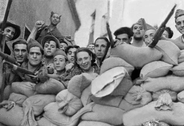 Spanish Civil War (1936-1939) which opposed republicans and nationalists (who won): here Republicans in Madrid, 1936 1711165 Spanish Civil War (1936-1939) which opposed republicans and nationalists (who won): here Republicans in Madrid, 1936 by Unknown photographer, (20th century); (add.info.: Spanish Civil War (1936-1939) which opposed republicans and nationalists (who won): here Republicans in Madrid, 1936). Copyright: xBridgemanxImagesx 1711165