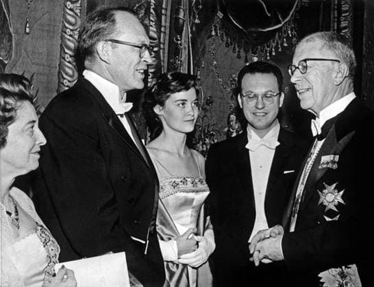 Nobel Prize 1960 1875738 Nobel Prize 1960 by Unknown photographer, (20th century); (add.info.: On december 10, 1960 in Stockholm, gala given for Nobel Prize ceremony : l-r : Mrs Libby, Frank Willard Libby (chemistry Nobel prize), Ruth Bonnie Thompson (Mrs Glaser), Donald Arthur Glaser (physics Nobel prize) and king Gustaf VI Adolf of Sweden). Copyright: xBridgemanxImagesx 1875738