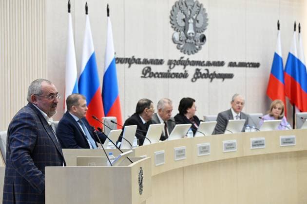 Russia Presidential Election Campaign CEC 8614563 08.02.2024 Russian politician Boris Nadezhdin, the nominee of the Civil Initiative party, left, speaks at a meeting on the registration of candidates for the upcoming 2024 Russian presidential election at the Central Election Commission (CEC) headquarters in Moscow, Russia. CEC Ð¡hairperson Ella Pamfilova, far right, chairs the meeting of the Russian Central Election Commission. Kirill Zykov Sputnik Moscow Russia  Copyright: xKirillxZykovx