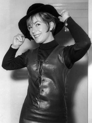 Vikki Carr 2028519 Vikki Carr by Unknown photographer, (20th century); (add.info.: A3005PL Vikki Carr to London on July 19, 1964). Copyright: xBridgemanxImagesx 2028519