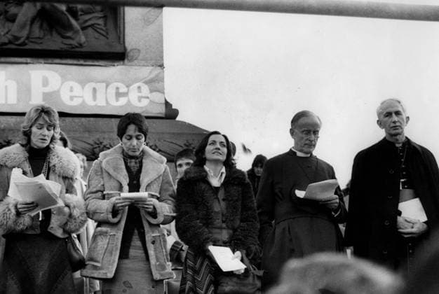 Joan Baez 2039562 Joan Baez by Unknown photographer, (20th century); (add.info.: Ulster peace march in London on november 27, 1976 : Mrs Ewart-Biggs (wife of British Ambassador to Ireland who was assassinated), Joan Baez, Mairead Corrigan, Donald Coogan, Cardinal Home). Copyright: xBridgemanxImagesx 2039562