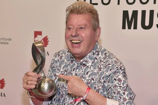 15 German Music Author Award VOLKER Rosin, winner of the Childrens Song Award Arrival at the award ceremony for the 15 German Music Author Award at the Hotel Ritz in Berlin, on 08 02 2024 Photopress Mueller