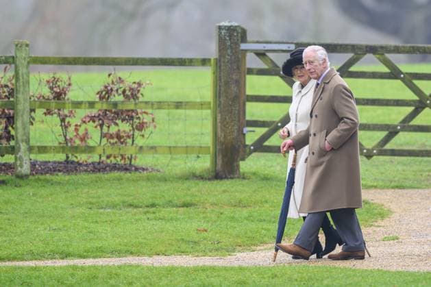 Entertainment Themen der Woche KW06 Entertainment Bilder des Tages King Charles III and Queen Camilla attend Sandrinham church the Sunday after he was diagnosed with cancer. Featuring: King Charles III and Queen Camilla Where: Sandringham, United Kingdom When: 11 Feb 2024 Credit: Cover Images EDITORIAL USE ONLY. NOT FOR USE BY NEWSPAPERS BASED IN THE UK. Copyright: xx 53446951