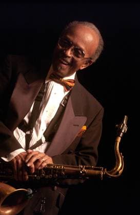 NATIONAL ENDOWMENT FOR THE ARTS JAZZ MASTERS GALA CEREMONY JIMMY HEATH PERFORMS AT THE NATIONAL ENDOWMENT FOR THE ARTS JAZZ MASTERS GALA CEREMONY AND ALL STAR CONCERT. NEW YORK HILTON AND TOWERS, NEW YORK CITY. 23 JANUARY 2004 PICTURES DENNIS VAN TINE, Credit:Dennis Van Tine Avalon  Copyright: xDennisxVanxTinex xAvalonx 0548556822