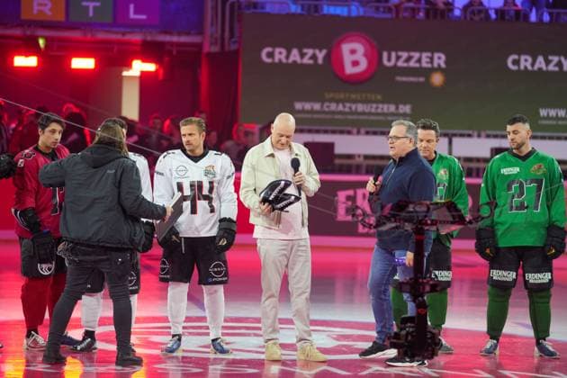 American Ice Football 11 02 2024 The event spectacle in the SAP Arena Mannheim with Elton, Frank Buschmann, Jörn Schlönvoigt, Stefan Mross, Serkan Yavuz Mannheim SAP Arena Baden Württemberg