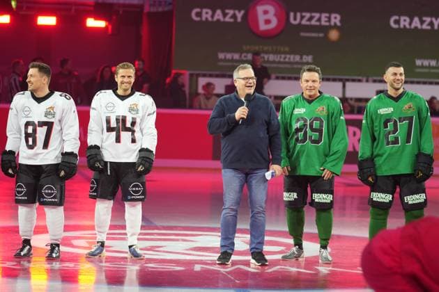 American Ice Football 11 02 2024 The event spectacle in the SAP Arena Mannheim with Elton, Frank Buschmann, Jörn Schlönvoigt, Stefan Mross, Serkan Yavuz, Pascal Hens Mannheim SAP Arena Baden Württemberg
