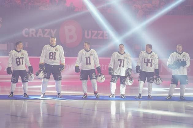 American Ice Football 11 02 2024 The event spectacle in the SAP Arena Mannheim with the Eastie Boys Kevin Kuske, Philip Boy, Felix van Deventer, Evil Jared, Jörn Schlönvoigt, Eric Stehfest, Lars Pape, Henrik Scharnbacher Mannheim SAP Arena Baden Württemberg