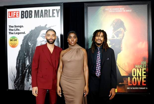 Bilder des Jahres 2024, Entertainment 02 Februar Entertainment Themen der Woche KW07 Entertainment Bilder des Tages Kingsley Ben-Adir, Heather Simms and Sheldon Shepherd1 arrive on the red carpet for a Dotdash Meredith Special Screening of Bob Marley: One Love at the Dotdash Meredith Screening Room on Monday, February 12, 2024, in New York, New York.  NYP20240212107 JohnxAngelillo