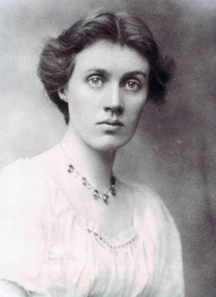 Vanessa Bell, 1902 (b w photo) XJF359048 Vanessa Bell, 1902 (b w photo) by Beresford, George Charles (1864-1938); Private Collection; (add.info.: Vanessa Bell (nee Stephen) (1879-1961) English artist; sister of Virginia Woolf;). Copyright: xBridgemanxImagesx 359048