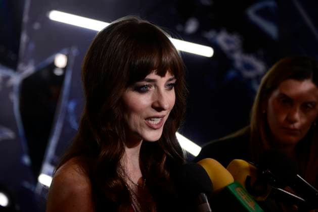 February 13, 2024, Mexico City, Ciudad de Mexico, Mexico: February 13, 2024, Mexico City, Mexico: Actress Dakota Johnson is interview during the red carpet of the Madame Web film premiere at Cinemex Antara. on February 13, 2024 in Mexico City, Mexico. Mexico City Mexico - ZUMAe321 20240213_zea_e321_082 Copyright: xCarlosxTischler xEyepixxGroupx