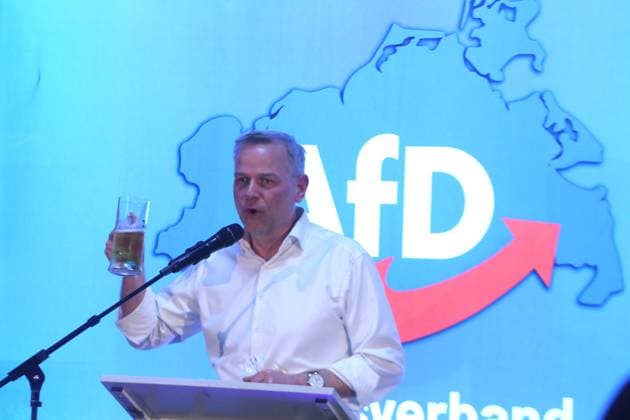 Blick am Mittwoch (14.02.2024) in der Hansestadt Demmin (Landkreis Mecklenburgische Seenplatte) auf den Politischen Aschermittwoch der AfD des Landes Mecklenburg Vorpommern. Im Bild Leif-Erik Holm (MdB) *** View on Wednesday 14 02 2024 in the Hanseatic town of Demmin, Mecklenburg Lake District, at the Political Ash Wednesday of the AfD of the state of Mecklenburg-Vorpommern In the picture Leif Erik Holm MdB