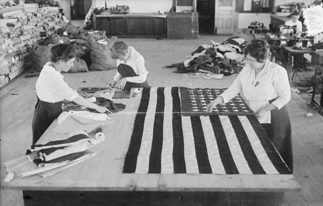 Making U.S. Ensign, 1917 (b w photo) 5055786 Making U.S. Ensign, 1917 (b w photo) by Bain, George Grantham - Bain News Service (1865-1944); Private Collection; (add.info.: Women making flags at the Brooklyn Navy Yard, Brooklyn, New York when America entered WWI). Copyright: xBridgemanxImagesx 5055786