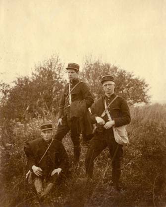 Ecole Polytechnique pupils maneuvering near Verdun, circa 1918 (b w photo) 7211844 Ecole Polytechnique pupils maneuvering near Verdun, circa 1918 (b w photo); (add.info.: Ecole Polytechnique de Paris students maneuvering near Verdun after the end of the First World War 1914 - 1918 (14-18, 1914-1918) original period photograph); Patrice Cartier. All rights reserved 2023. Copyright: x xPatricexCartier.xAllxrightsxreservedx2023x xBridgemanxImagesx 7211844