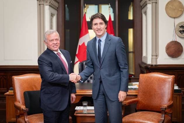 Jordanian King Abdullah II holds discussions with Canadian Prime Minister Justin Trudeau Jordanian King Abdullah II holds discussions with Canadian Prime Minister Justin Trudeau, focusing on the dangerous developments in Gaza, and stresses the importance of working to reach a ceasefire as soon as possible, Ottawa, Canada, on February 15, 2024. Royal Hashemite Court apaimages Ottawa Ottawa Canada 150224_Canada_RJPO_00(2) Copyright: xapaimagesxRoyalxHashemitexCourtx xapaimagesx