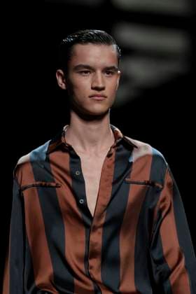 February 15, 2024, Madrid, Spain: A model walks the runway at the Pablo Erroz fashion show during the Mercedes Benz Fashion Week at IFEMA in Madrid. Madrid Spain - ZUMAs197 20240215_aaa_s197_281 Copyright: xGuillermoxGutierrezxCarrascalx