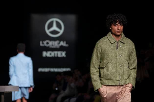 February 15, 2024, Madrid, Spain: A model walks the runway at the Pablo Erroz fashion show during the Mercedes Benz Fashion Week at IFEMA in Madrid. Madrid Spain - ZUMAs197 20240215_aaa_s197_286 Copyright: xGuillermoxGutierrezxCarrascalx
