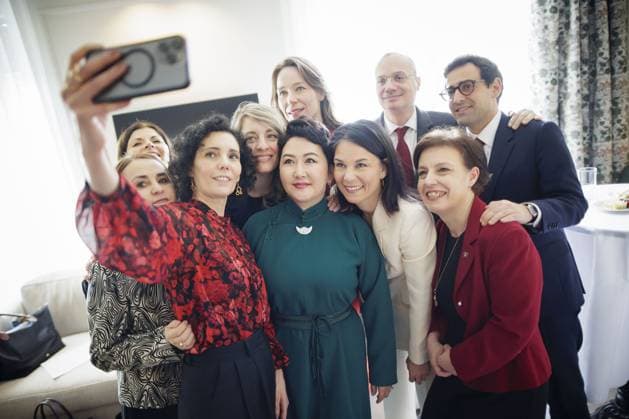 Bilder des Jahres 2024, News 02 Februar Münchner Sicherheitskonferenz MSC, Tag 2 60. Muenchner Sicherheitskonferenz. öÄÃ Feminist Foreign Policy Network öÄÃ auf Einladung von Annalena Baerbock (Buendnis 90 Die Gruenen), Bundesaussenministerin, und Melanie Joly, Aussenministerin von Kanada. Muenchen, 17.02.2024. Fotografiert im Auftrag des Auswaertigen Amtes Muenchen Deutschland *** 60 Munich Security Conference öÄÃ Feminist Foreign Policy Network öÄÃ at the invitation of Annalena Baerbock Buendnis 90 Die Gruenen , Federal Foreign Minister, and Melanie Joly, Foreign Minister of Canada Munich, 17 02 2024 Photographed on behalf of the Federal Foreign Office Munich Germany Copyright: xThomasxTrutschelx
