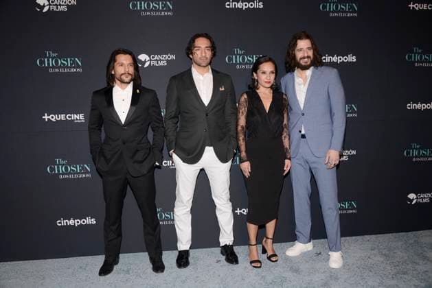 February 19, 2024, Mexico City, Ciudad de Mexico, Mexico: February 19, 2024, Mexico City, Mexico: (L-R) Shahar Isaac, Abe Bueno Jallad, Vanessa Benavente and Jonathan Roumie attend the red carpet of The Chosen Tv series season 4 premiere at Cinepolis Miyana. on February 19, 2024, Mexico City, Mexico. Mexico City Mexico - ZUMAe321 20240219_zea_e321_050 Copyright: xCarlosxTischler xEyepixxGroupx