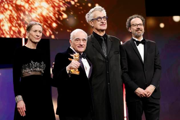Mariette Rissenbeek, Wim Wenders, Martin Scorsese andCarlo Chatrian at the presentation of the Honorary Golden Bear to Martin Scorsese at the Berlinale 2024 74 Berlin International Film Festival in the Berlinale Palast Berlin, 20 02 2024 Foto:xD.xBedrosianx xFuturexImagex ehrenbaer_4535