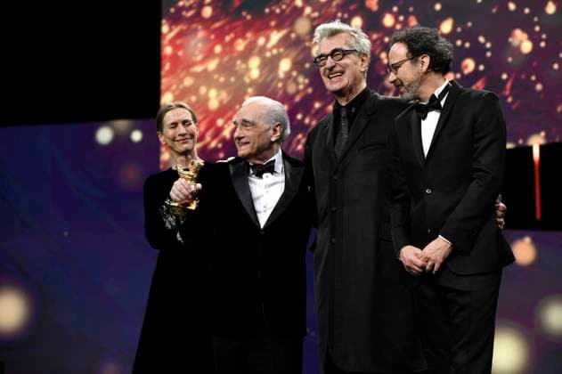 Mariette Rissenbeek, Wim Wenders, Martin Scorsese andCarlo Chatrian at the presentation of the Honorary Golden Bear to Martin Scorsese at the Berlinale 2024 74 Berlin International Film Festival in the Berlinale Palast Berlin, 20 02 2024 Foto:xC.xNiehausx xFuturexImagex ehrenbaer_4588