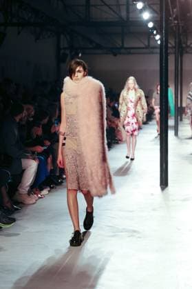 - Milan, Milan Women s Fashion Week: Fall Winter 2025 - Women s Fashion, Autumn Winter 2025.- fashion show - catwalk Pictured: Model - - Copyright: xIPA ABACAx