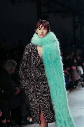 - Milan, Milan Women s Fashion Week: Fall Winter 2025 - Women s Fashion, Autumn Winter 2025.- fashion show - catwalk Pictured: Model - - Copyright: xIPA ABACAx