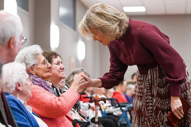 Entertainment Themen der Woche KW08 Queen Mathilde - Residence Maltiva Belgium, Liege, 22 February 2024 Her Majesty Queen Mathilde of Belgium visited the CHC Mativa residence in Liège, a rest and care home that encourages intergenerational activities and involves its residents in its day-to-day running. As part of her activities as an advocate of the Sustainable Development Goals (SDGs), and more specifically of SDG 3 (health and well-being) The Queen then took part in a symposium organized by the Liège Psychiatric Platform (PFPL) on the theme of mental health and ageing at the Opéra Royal de Wallonie. Credit : F.Andrieu Agencepeps CC . Liege Belgium  Copyright: xContentxCurationx F.Andrieu Agencepeps CCx