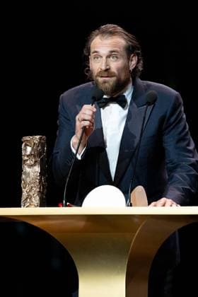 49eme Ã dition de la cÃ rÃ monie des CÃ sar Ã l?Olympia Ã Paris Arieh Worthalter (CÃ sar du meilleur acteur pour Â« Le Proces Goldman Â») - 49eme Ã dition de la cÃ rÃ monie des CÃ sar Ã l?Olympia Ã Paris le 23 fÃ vrier 2024 Dominique Jacovides Olivier Borde Bestimage 49th Cesar Film Awards at L Olympia on February 23, 2024 in Paris Paris France  Copyright: xBORDE-JACOVIDESx xBESTIMAGExBORDE-JACOVIDESx xBESTIMAGEx