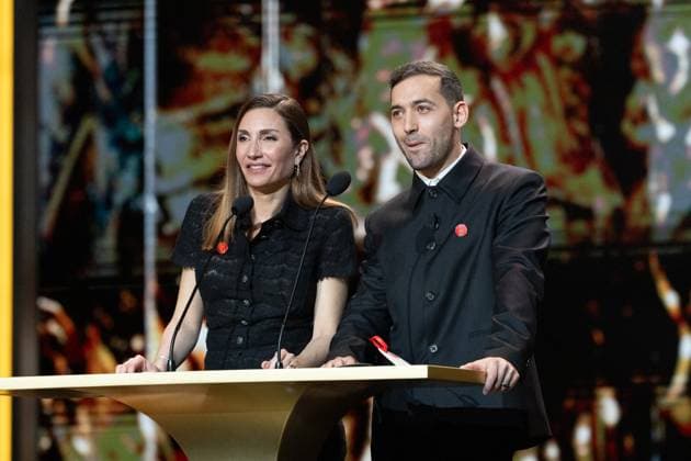 49eme Ã dition de la cÃ rÃ monie des CÃ sar Ã l?Olympia Ã Paris Audrey Diwan et Dali Benssalah - 49eme Ã dition de la cÃ rÃ monie des CÃ sar Ã l?Olympia Ã Paris le 23 fÃ vrier 2024 Dominique Jacovides Olivier Borde Bestimage 49th Cesar Film Awards at L Olympia on February 23, 2024 in Paris Paris France  Copyright: xBORDE-JACOVIDESx xBESTIMAGExBORDE-JACOVIDESx xBESTIMAGEx