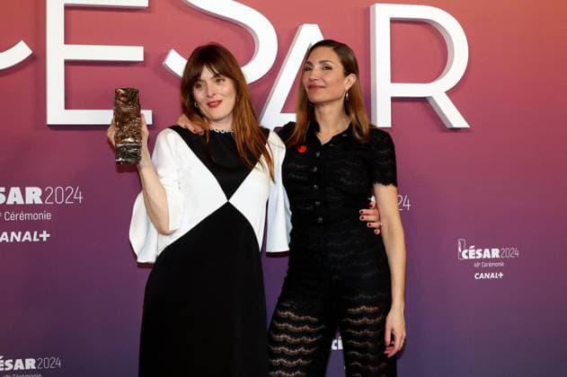 Photocall des laurÃ ats (press room) lors de la 49eme Ã dition de la cÃ rÃ monie des CÃ sar Ã l?Olympia Ã Paris ValÃ rie Donzelli, Audrey Diwan (CÃ sar de la meilleure adaptation pour Â« L?amour Et Les ForÃªts Â») - Photocall des laurÃ ats (press room) lors de la 49eme Ã dition de la cÃ rÃ monie des CÃ sar Ã l?Olympia Ã Paris le 23 fÃ vrier 2024 Dominique Jacovides Olivier Borde Bestimage Press room during 49th Cesar Film Awards at L Olympia on February 23, 2024 in Paris Paris France  Copyright: xBORDE-JACOVIDESx xBESTIMAGExBORDE-JACOVIDESx xBESTIMAGEx