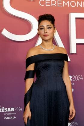 Photocall des laurÃ ats (press room) lors de la 49eme Ã dition de la cÃ rÃ monie des CÃ sar Ã l?Olympia Ã Paris Golshifteh Farahani - Photocall des laurÃ ats (press room) lors de la 49eme Ã dition de la cÃ rÃ monie des CÃ sar Ã l?Olympia Ã Paris le 23 fÃ vrier 2024 Dominique Jacovides Olivier Borde Bestimage Press room during 49th Cesar Film Awards at L Olympia on February 23, 2024 in Paris Paris France  Copyright: xBORDE-JACOVIDESx xBESTIMAGExBORDE-JACOVIDESx xBESTIMAGEx